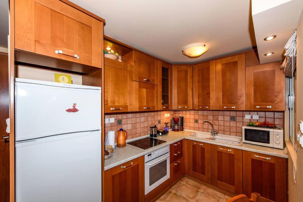 העיירה רתימנו Elisabeth'S Penthouse At The Heart Of The City מראה חיצוני תמונה